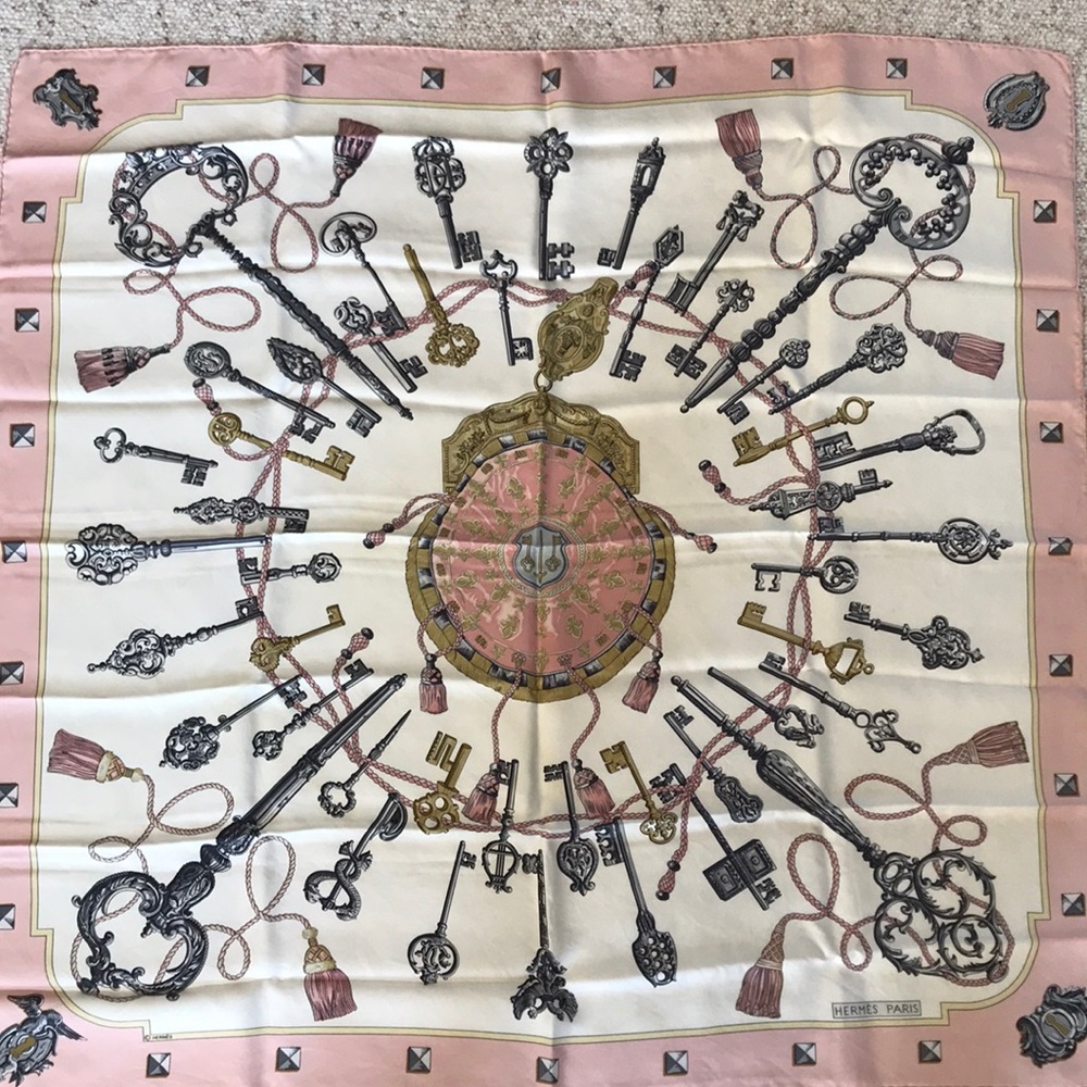 Hermès Scarf